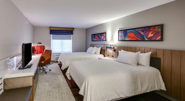 Четырёхместный номер Standard Hilton Garden Inn Ames
