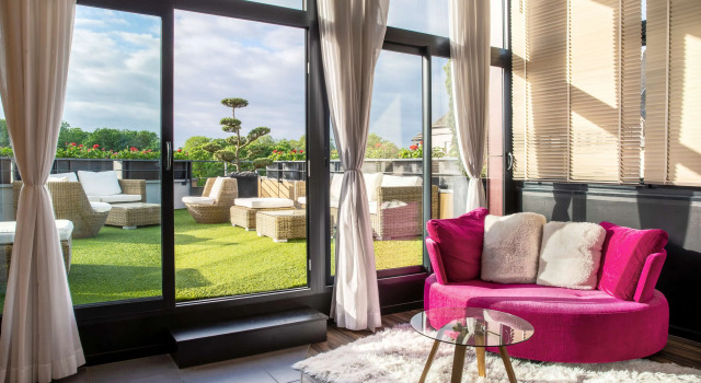 Kyriad Prestige Thionville Centre, Rezervasyon Otel Moselle otoparklı oteller, Otopark