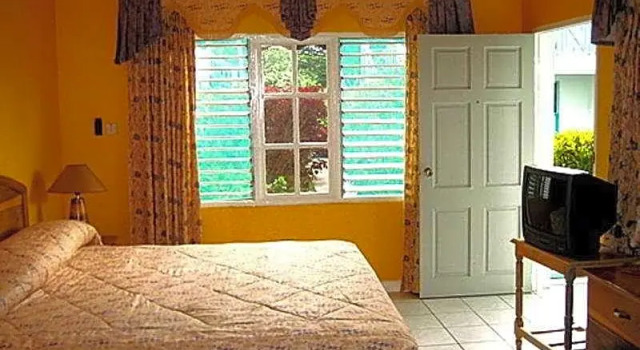 Номер Standard Coral Seas Beach Resort