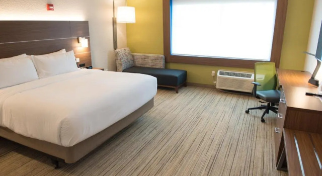 Номер Standard Holiday Inn Express & Suites Dayton North - Vandalia by IHG