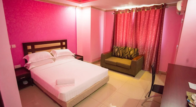Двухместный номер Deluxe c 1 комнатой с видом на город Euro Hotel and Apartments