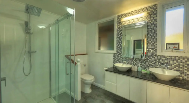 Коттедж с 3 комнатами с видом на океан Arthur River Spa Cottage