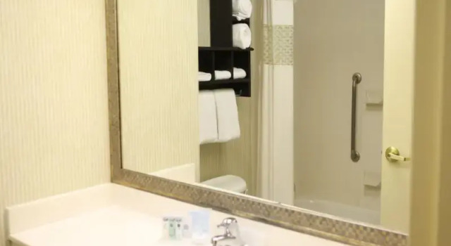 Люкс Quality Inn & Suites Searcy I-57