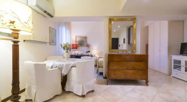 La Casa di Lalla B&B, Забронировать Отель Болонья провинция Болонья, рядом с Башня Гарисенда