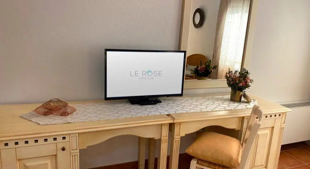 Трёхместный номер Standard Отель Club Le Rose