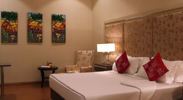 Люкс Horizon Lake View Resort Hotel