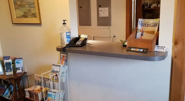 Scarborough Inn, Забронировать Отель Отели Острова Роанок с парковкой, Парковка