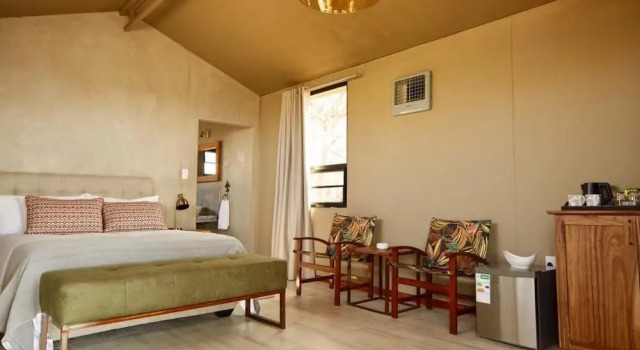 Kifaru Luxury Lodge & Bush Camp