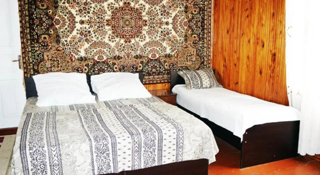 Guest House At Nino's, Book Guesthouse Kobuleti 