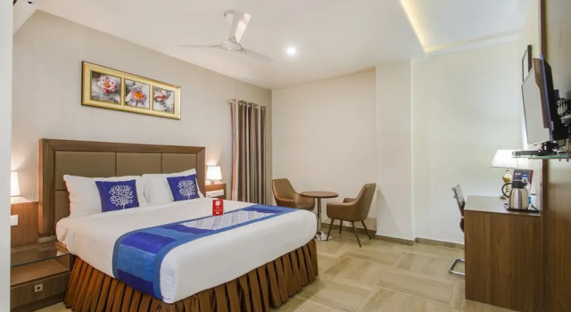 OYO 10127 SVM Grand Uppal, Rezerwuj Hotel Hajdarabad 