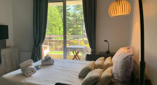 Апартаменты Studio Les Melezes Vue Montagne Barcelonnette (Adults Only)