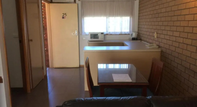 Двухместный номер Executive Ambassador Motor Inn