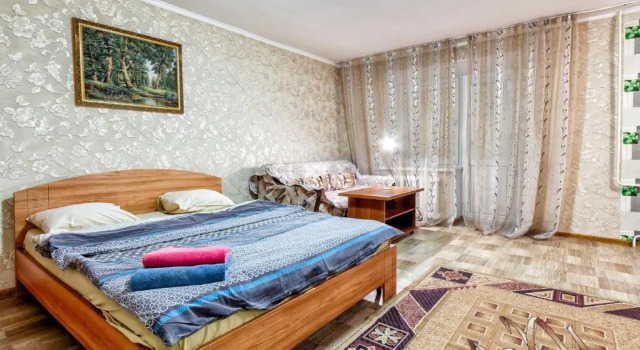 424 Apartamenty v Zolotom kvadrate v tsentre Otlichno podhodjat dlja komandirovannyh i turistov, Boek Appartement Alma-Ata Kazachstan, in de buurt van Abay Metro Station