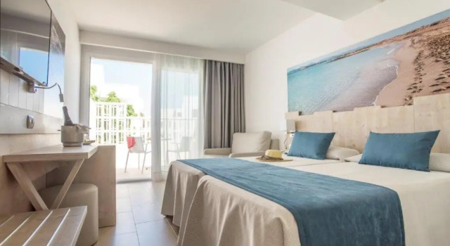 Двухместный номер Superior Hotel Voramar Formentera