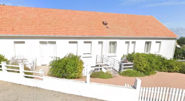 Апартаменты LOGEMENT T2 PMR piscine Privée 400m de la Plage
