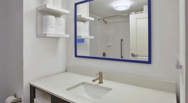 Номер Standard Hampton Inn White River Junction