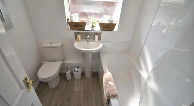 Апартаменты Superior 3-Bedroom Comfy Home in Solihull