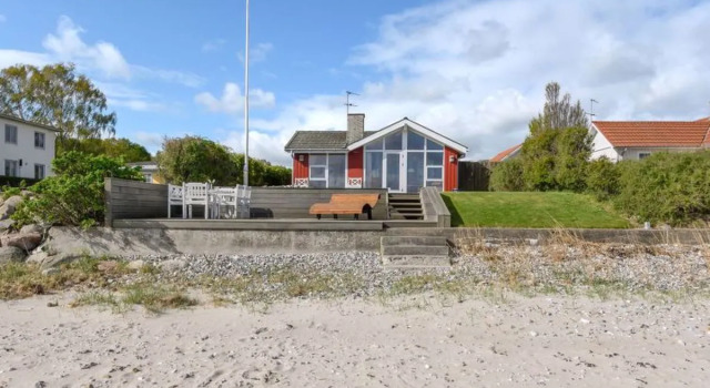 Holiday Home Keti - 5m from the sea by Interhome, Book Hotel Hotels in Nyborg with Parking, Parking