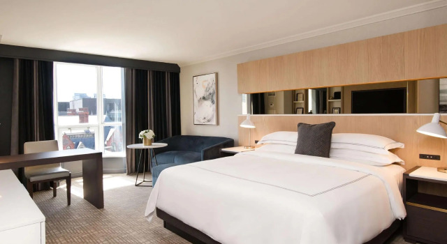 Двухместный номер Deluxe The Yorkville Royal Sonesta Hotel Toronto