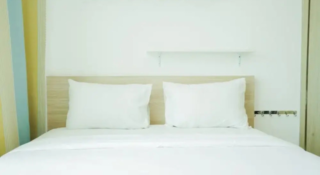 Cozy And Nice Studio Room Tree Park Bsd Apartment, Book Apartment Hotels in South Tangerang with a Pool, Swimming Pool