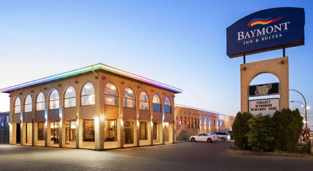 Люкс Baymont by Wyndham Medicine Hat