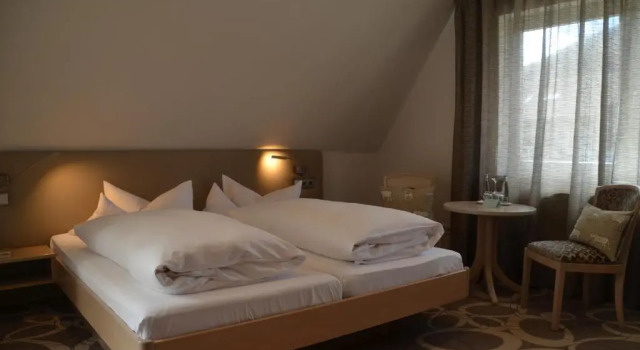 Номер Business Castell Hotel & Restaurant