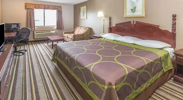 Номер Standard Super 8 by Wyndham Yorkville