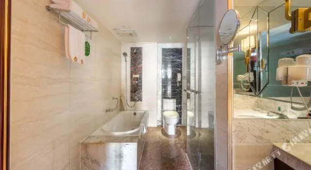 Семейный люкс Wongold Hotel