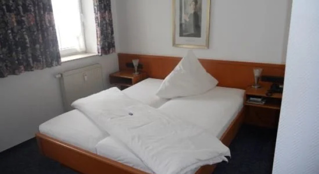Hotel am Hexenturm, Reserva ahora Hotel Julich Renania del Norte-Westfalia