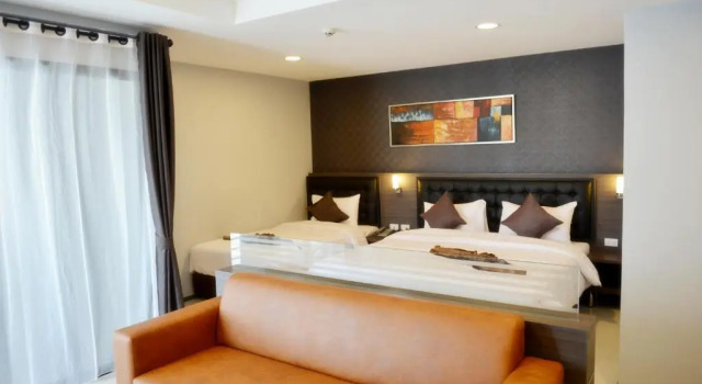 Трёхместный номер Deluxe Picnic Hotel Bangkok - Rang Nam