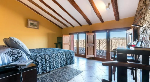 Двухместный номер Standard Hotel Cal Llop