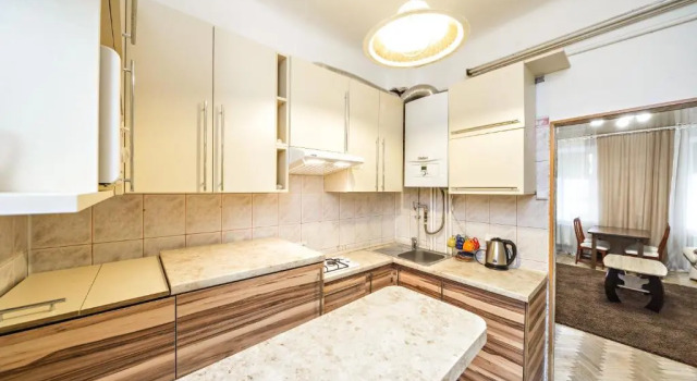 Апартаменты Apartment in a city center! Krakivska,34