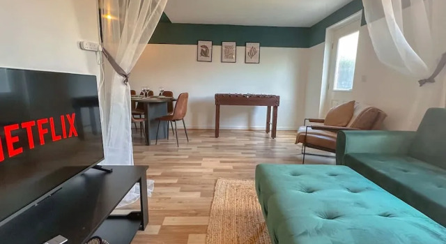 Perfect Booking 3 Bed Home in Central Bracknell
