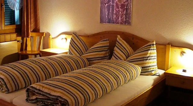 Hotel Bahnhof, Buchen Sie Hotel Reichenbach im Kandertal 