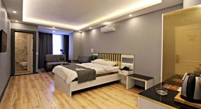 Трёхместный номер Deluxe Beylife Suit Hotel