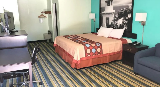 Номер Standard Super 8 by Wyndham Yreka