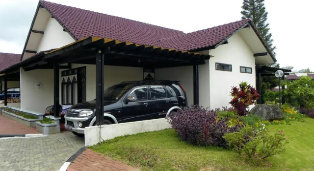 Коттедж Standard Hotel Sibayak Internasional