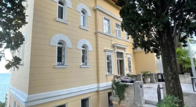 Opulence luxury spa suite - private access to beach in Opatija