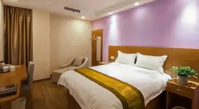 Двухместный люкс Business GreenTree Inn TaiZhou JingJiang ZhongZhou Road Sunshine International Business Hotel