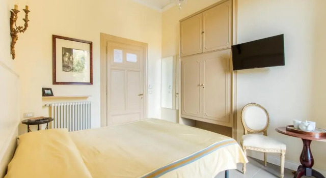 Двухместный номер Deluxe с балконом Rome Charming Suites
