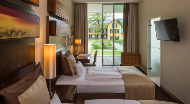 Двухместный номер Superior Falkensteiner Schlosshotel Velden   The Leading Hotels of the World