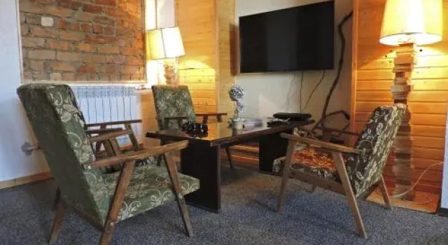 Tent Hostel, Book Hostel / Vandrerhjem Hostels i Issyk-Kul Region, Hostel / Vandrerhjem