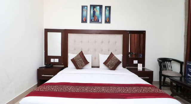 OYO 1617 Palm Retreat, Rezervovat Hotel Mussoorie Uttarakhand