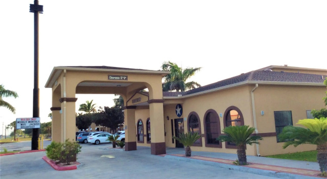 Texas Inn - Welasco/Mercedes, Забронировать Мини-отель Уэслако Rio Grande Valley