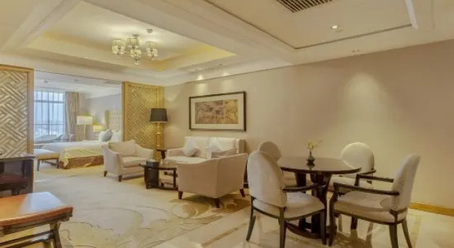 Люкс c 1 комнатой Landbridge Jinjiang Hotel