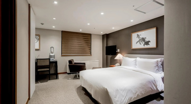 Oriens Hotel & Residences
