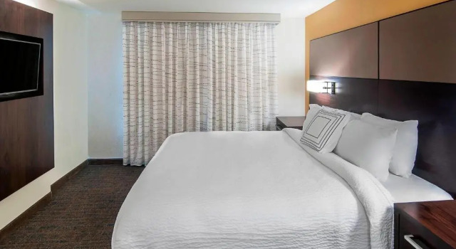 Люкс с 2 комнатами с видом на внутренний двор Residence Inn by Marriott Rapid City
