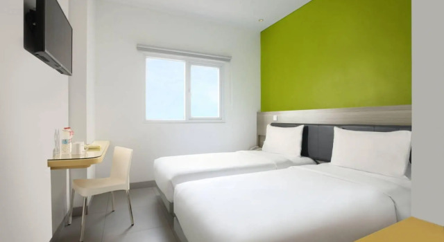 Standard Double room Amaris Hotel Margorejo - Surabaya