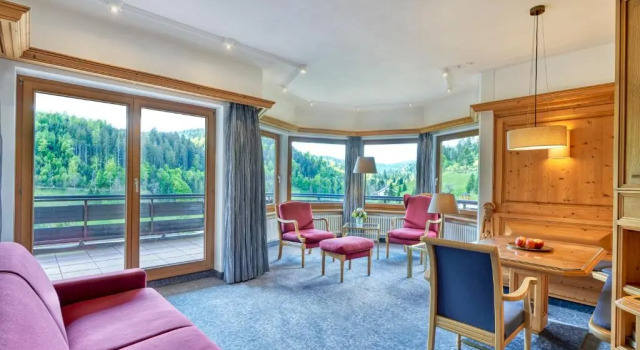 Полулюкс Hotel Traube Tonbach