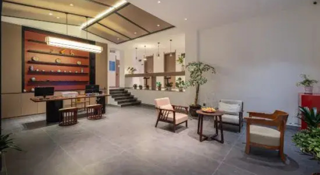 Dali Guangye Baishe Inn, Boek Hotel Dali Yunnan